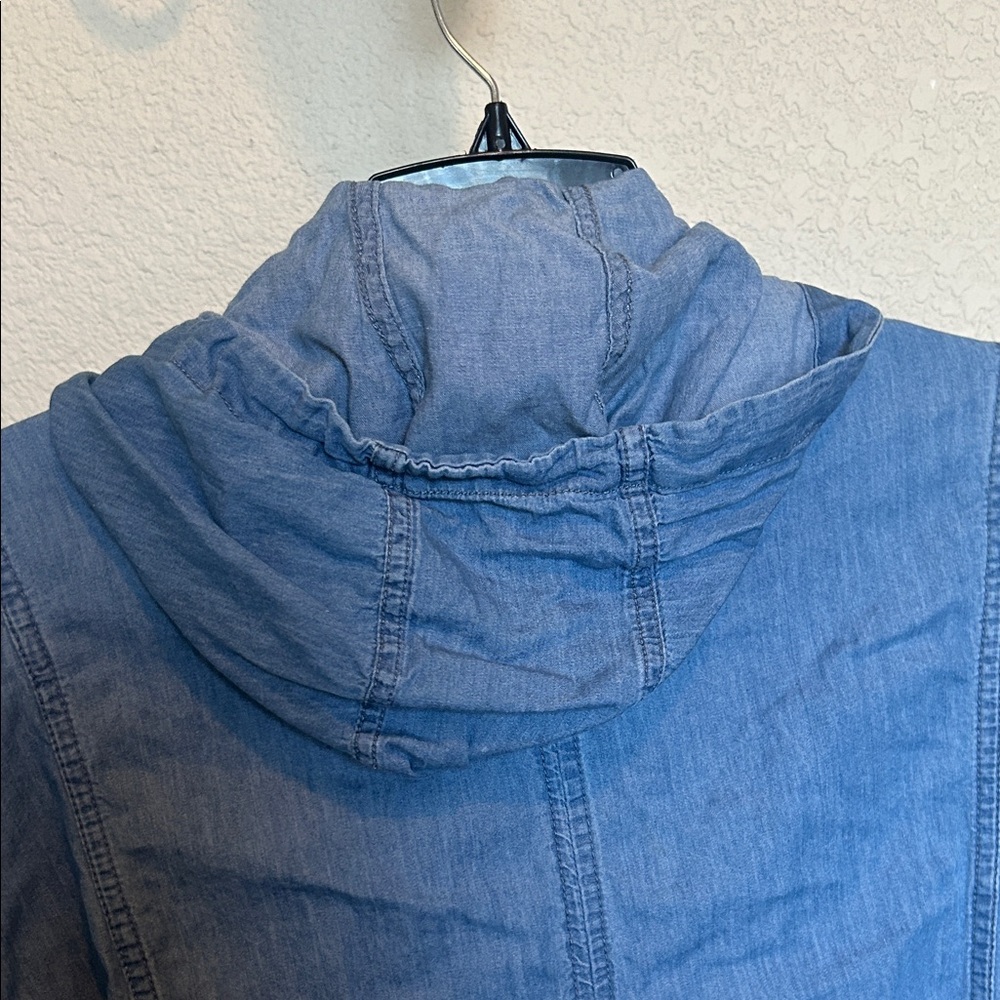 Torrid Denim Jacket with Star Pattern - Picture 6 of 7